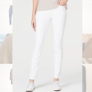 NWOT J Jill Authentic Fit Slim-Leg Jeans